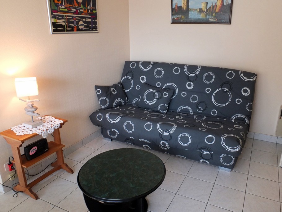 L'espace salon avec convertible très confortable - Appartement "Le Beaulieu"