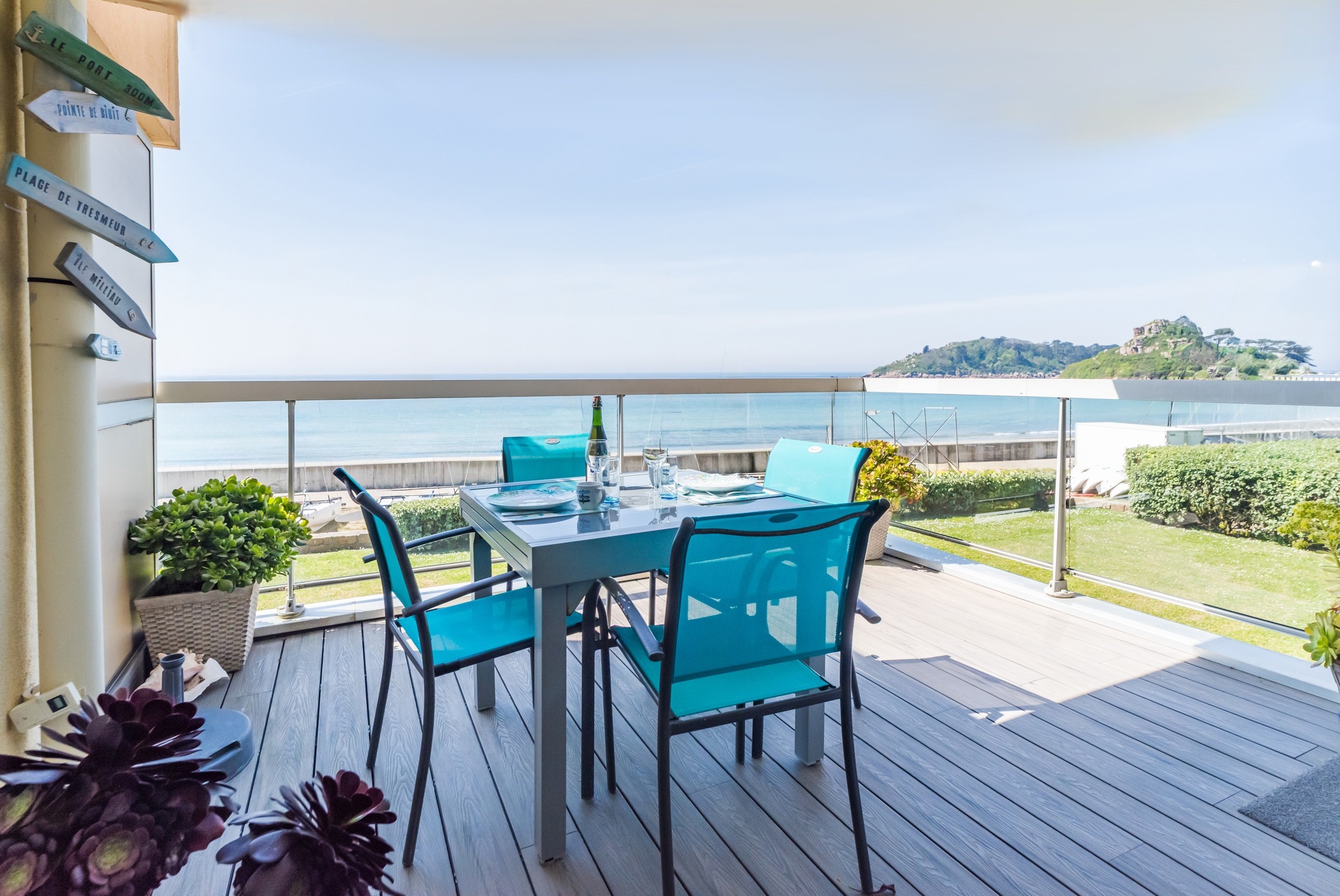 panoramic sea view terrace