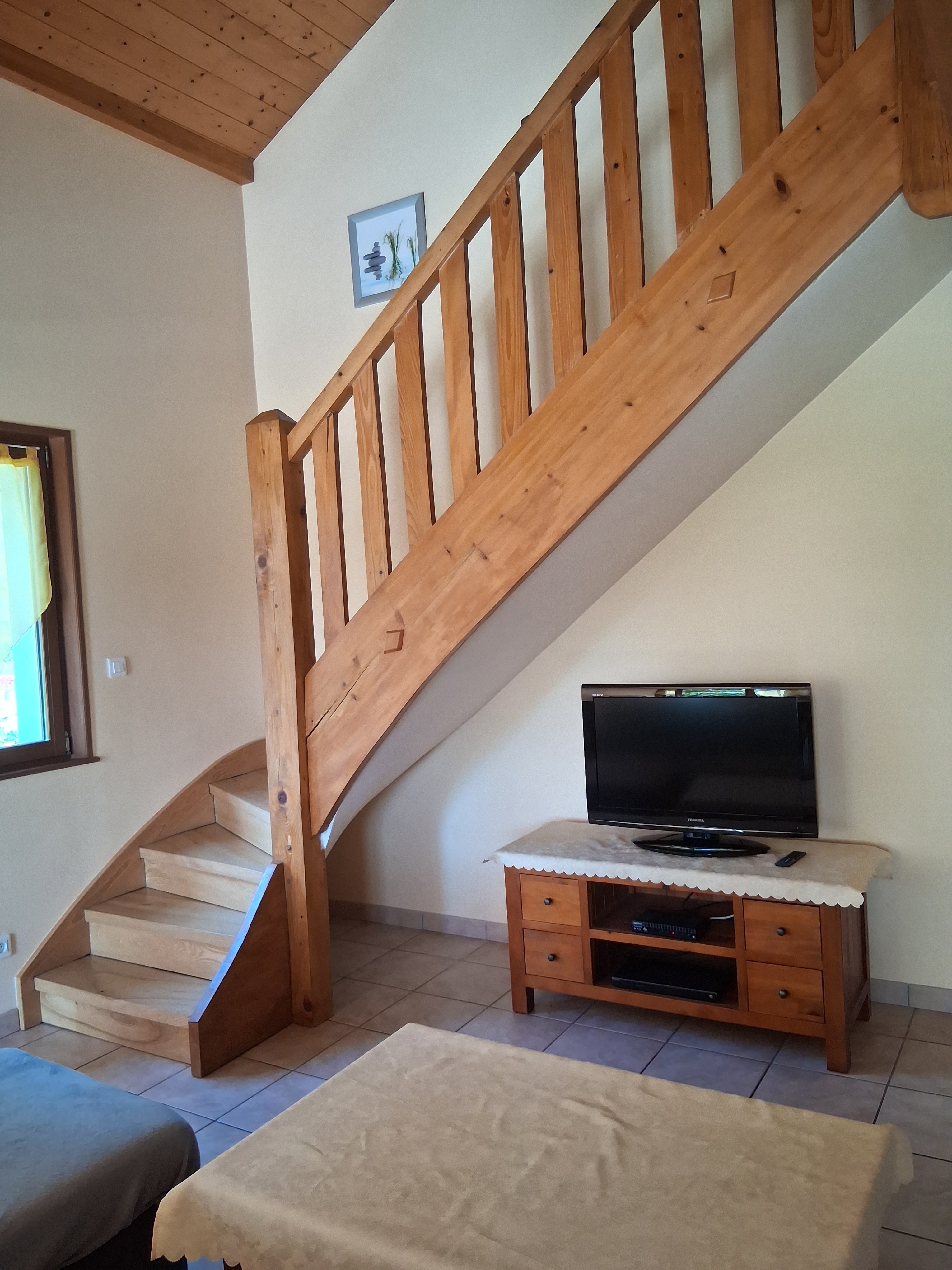 TV lounge – Gentiane holiday cottage