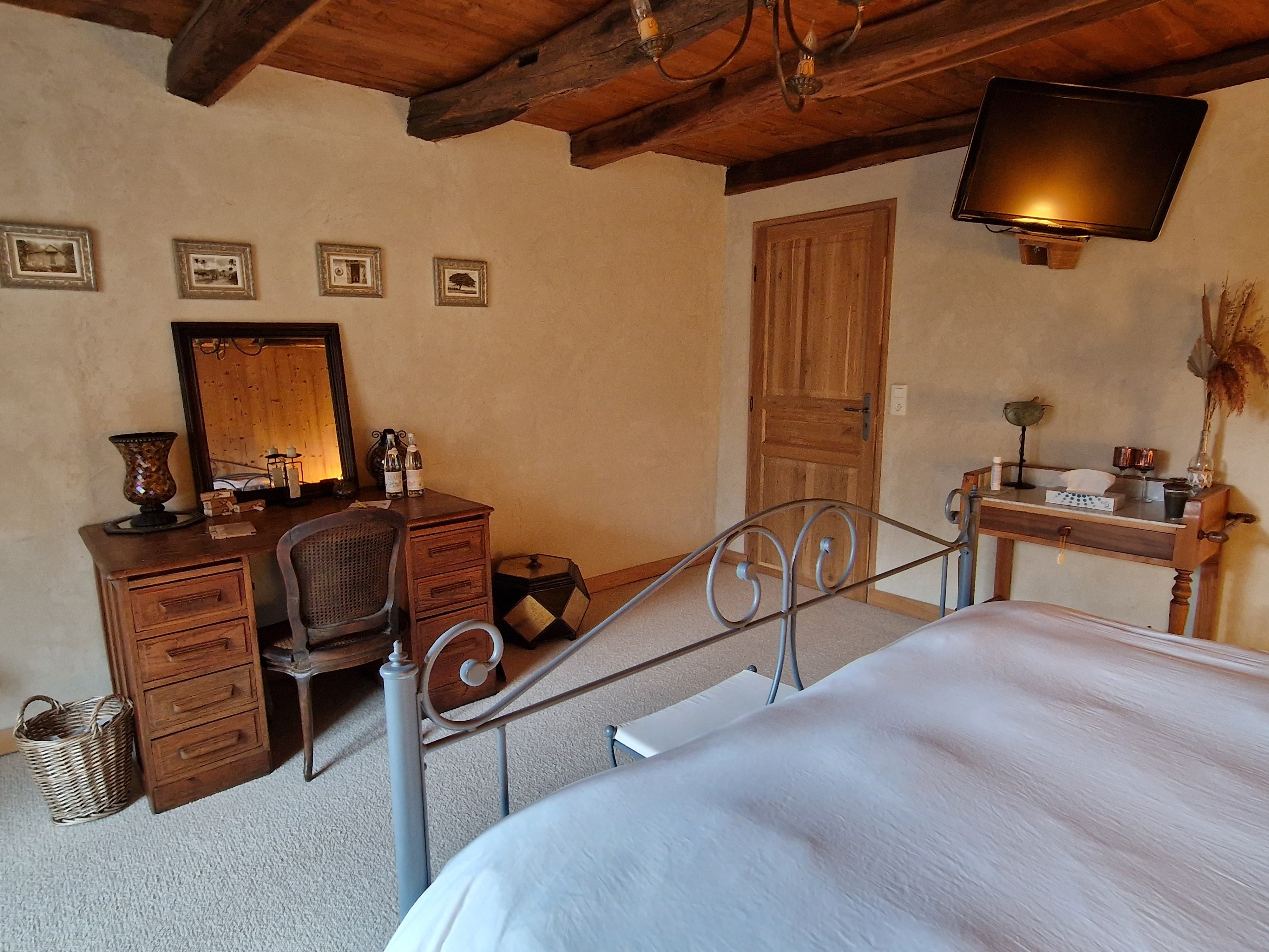 Chambre avec télévision - Clos de la Créssonnière