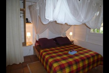 la +petite chambre la madras  avec son salon exterieur