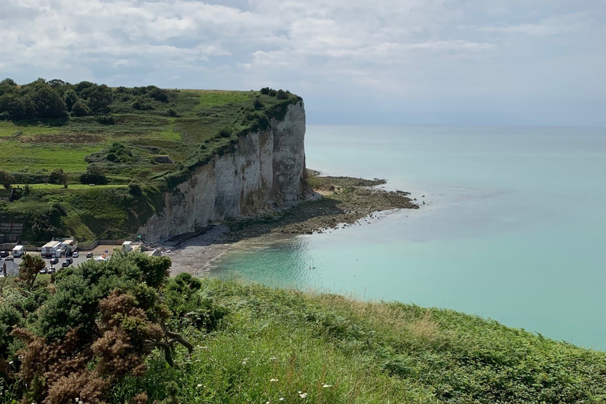 GR21 panorama sur falaise
