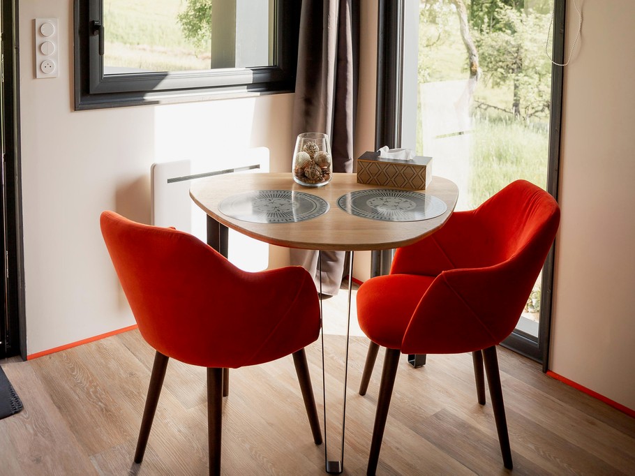 Indoor dining area – Lodge Helsinki, Saint-Léonard, Vosges