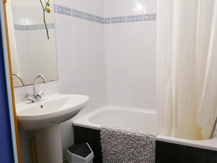 Salle de bain au 1er étage