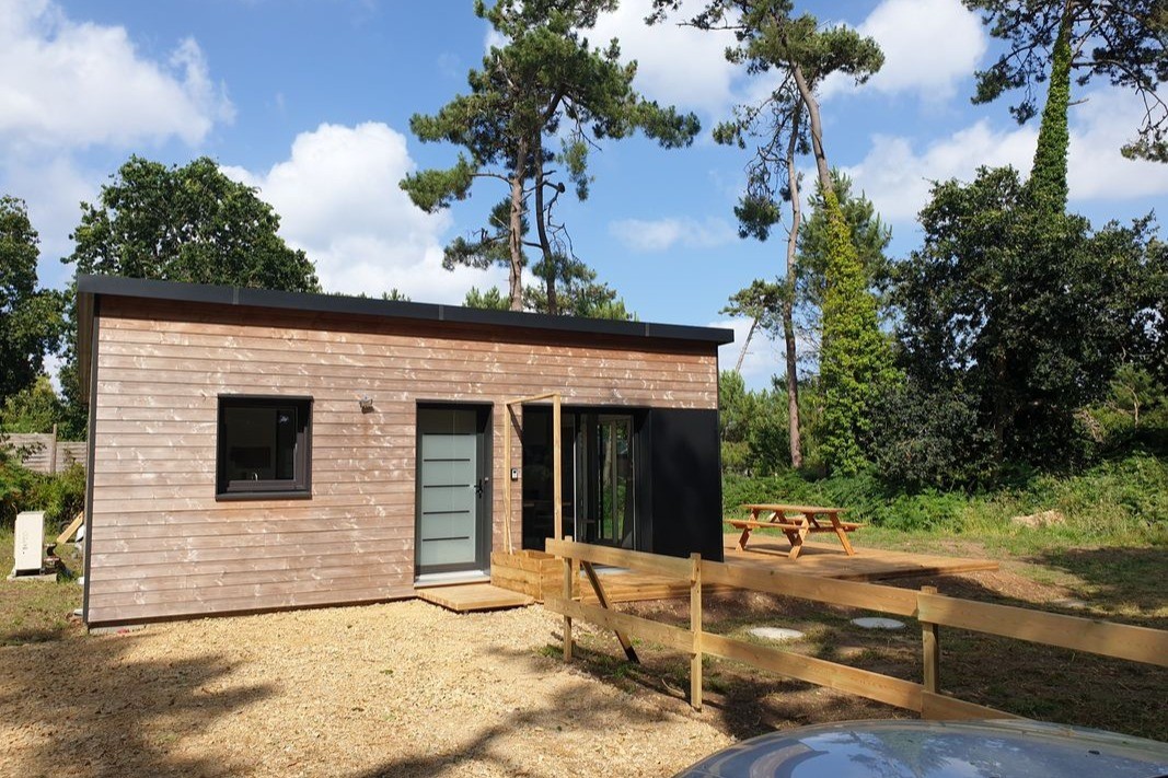 pignon de la maison avec entrée