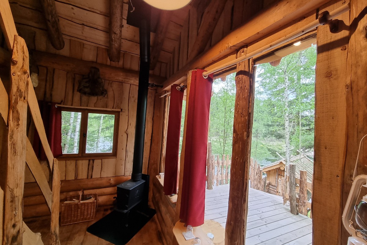 Fuste du Trappeur, Grand lit double - Les Cabanes du Lac de Pierre Percée