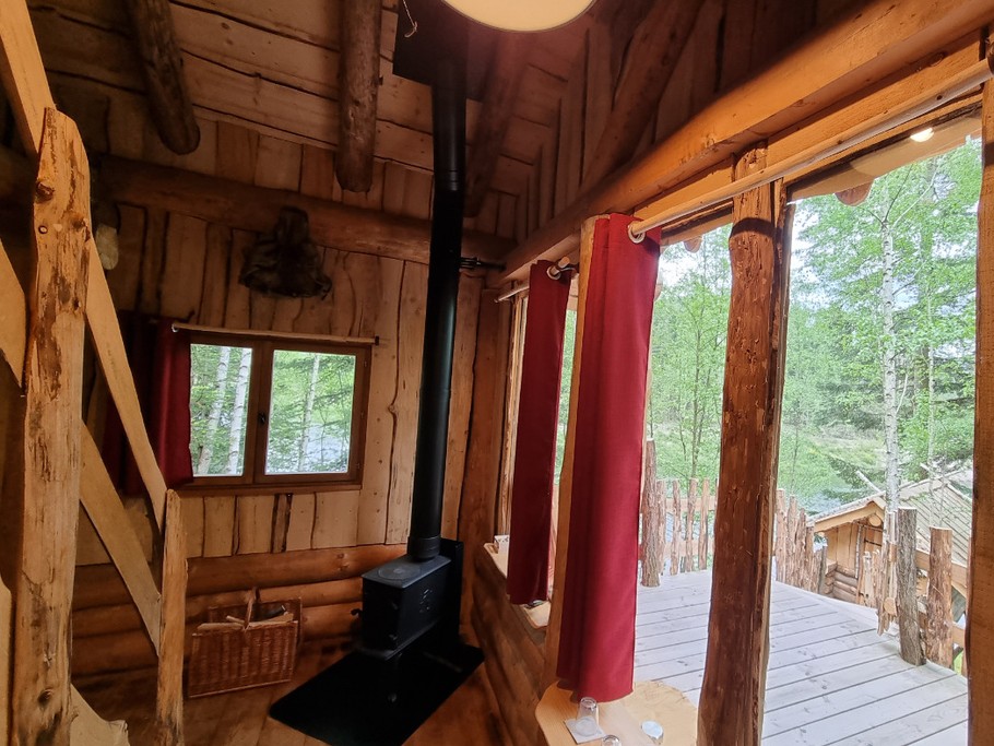 Fuste du Trappeur, Grand lit double - Les Cabanes du Lac de Pierre Percée