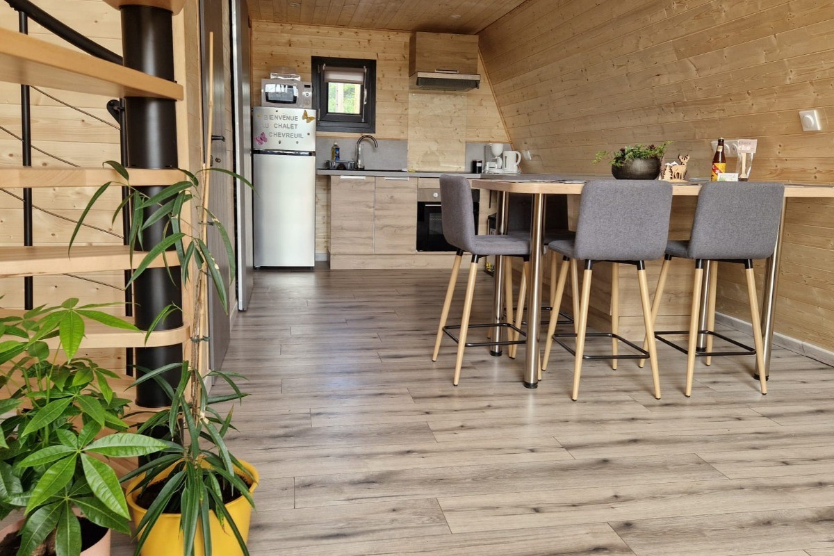 Chalet Chevreuil -  Séjour et cuisine