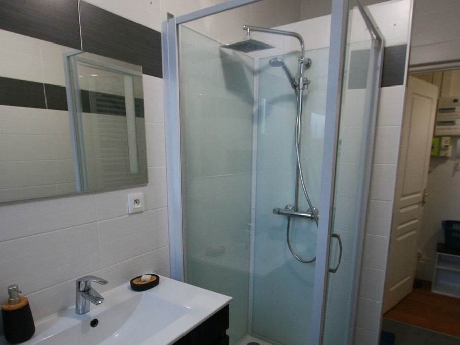 Salle d'eau - Gite Comme chez vous