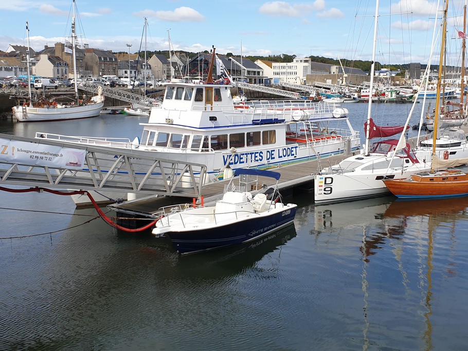 depart des vedettes pour les iles