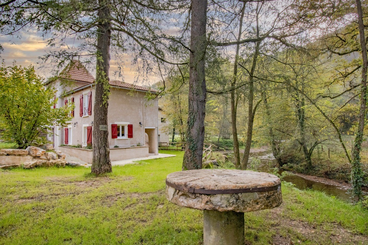 Vue extérieure LE MOULIN DE SIRAMON à St Céré Lot 46