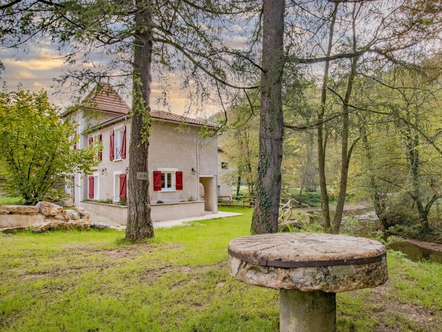 Vue extérieure LE MOULIN DE SIRAMON à St Céré Lot 46
