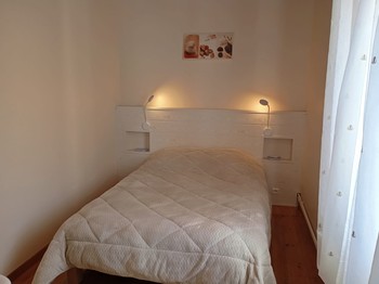 Bedroom 3 with double bed (140cm) overlooking the courtyard