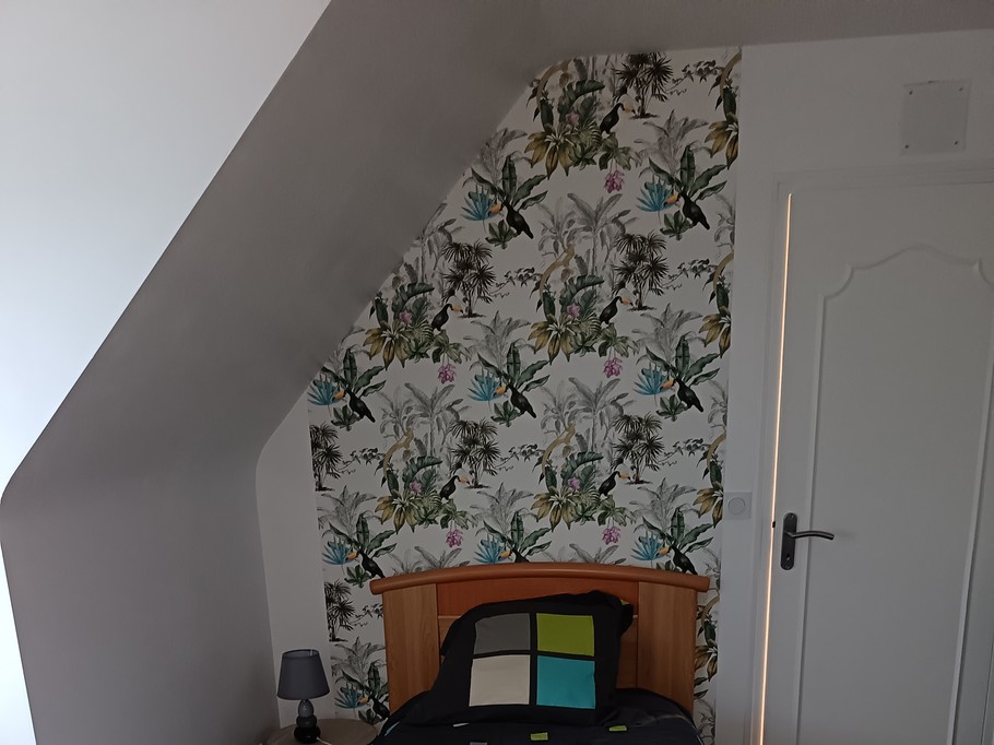 Bedroom upstairs 2 beds 90