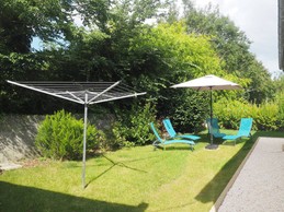 Jardin clos à l'arriere de la maison