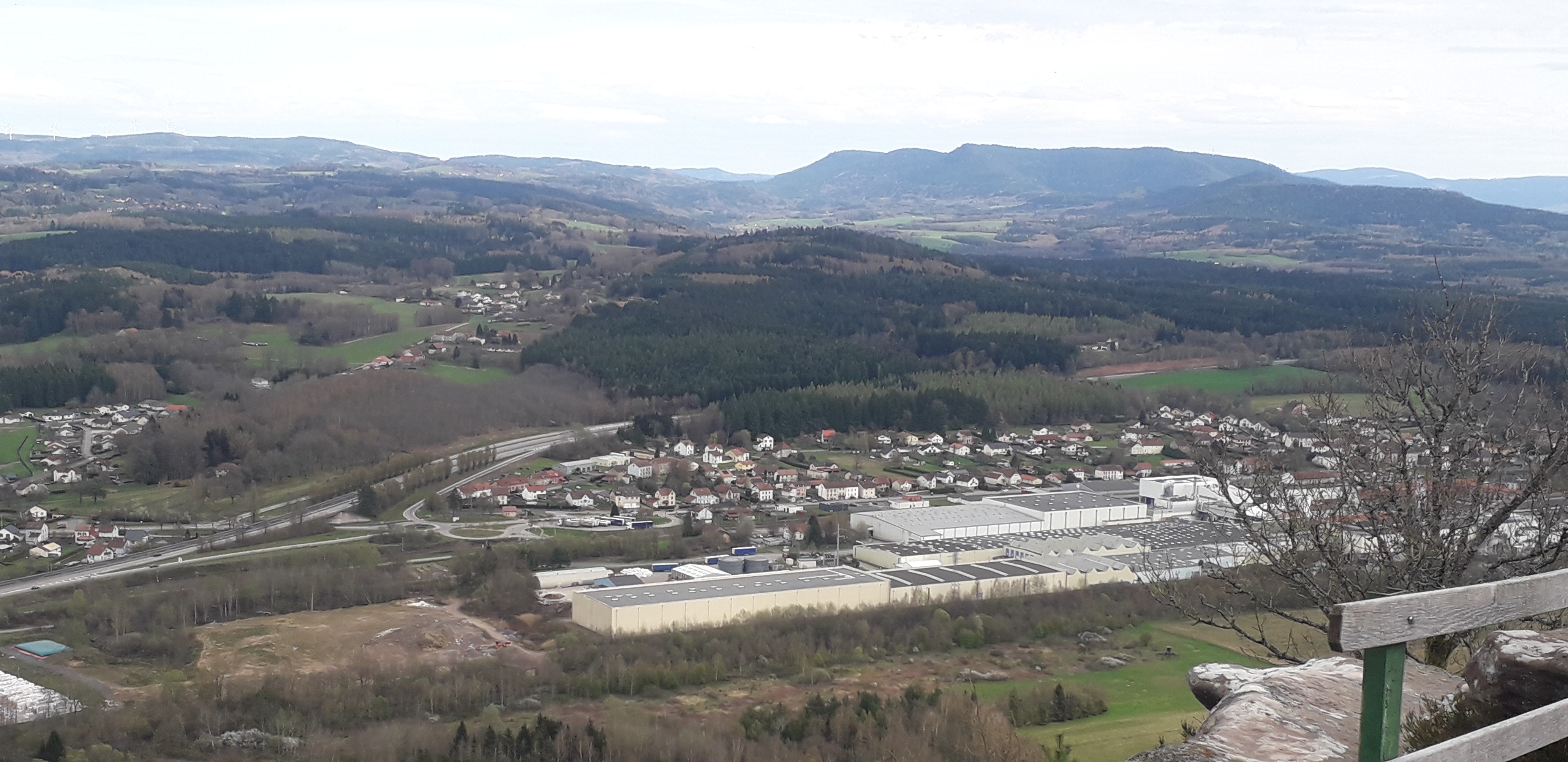 vue depuis la Pierre d'Appel à Etival Clairefontaine