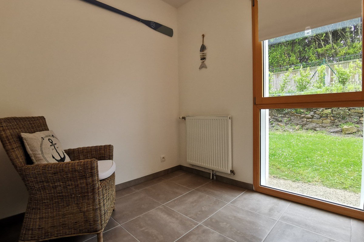 Chambre 2 donnant sur le jardin