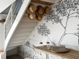 Cuisine - accès étage par escalier