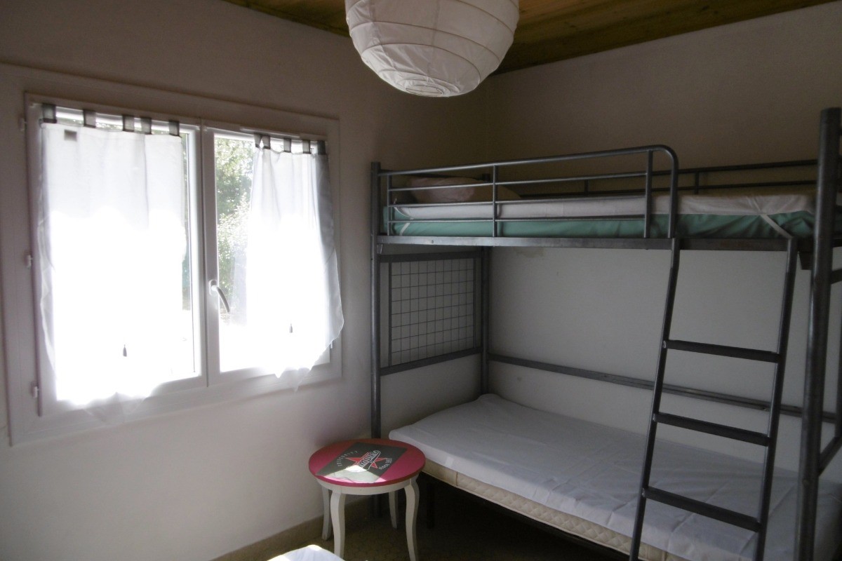 Chambre lit en 140 + lits superposés