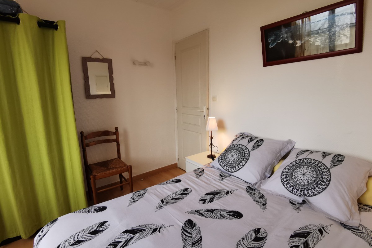 chambre avec rangement
