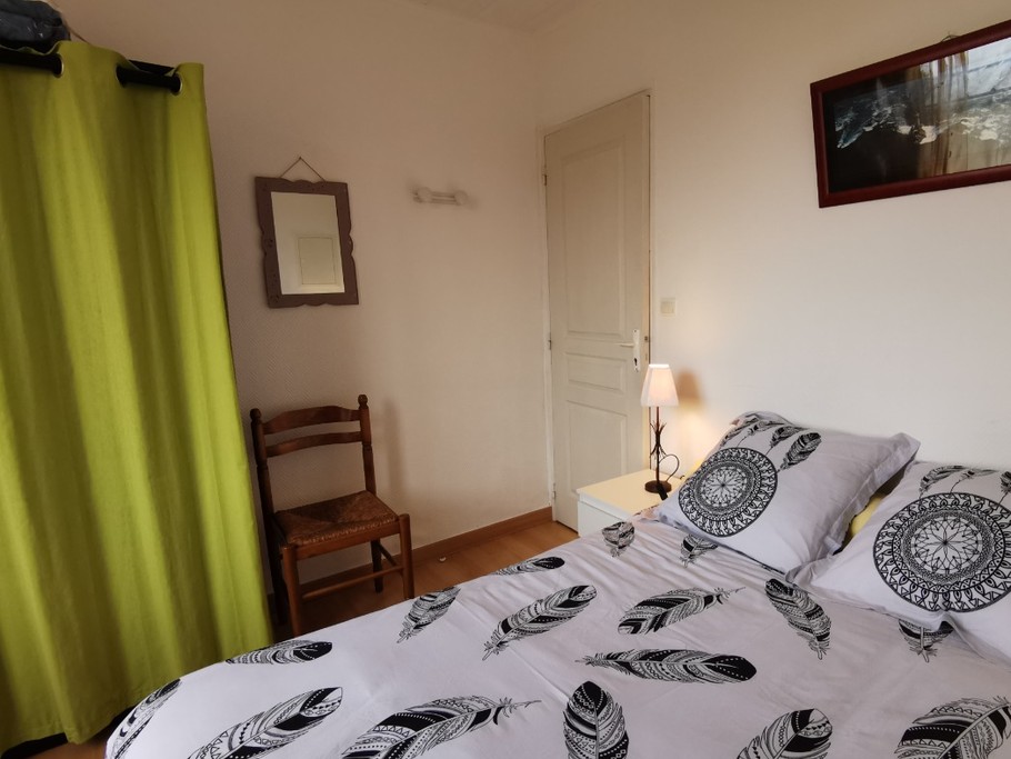 chambre avec rangement