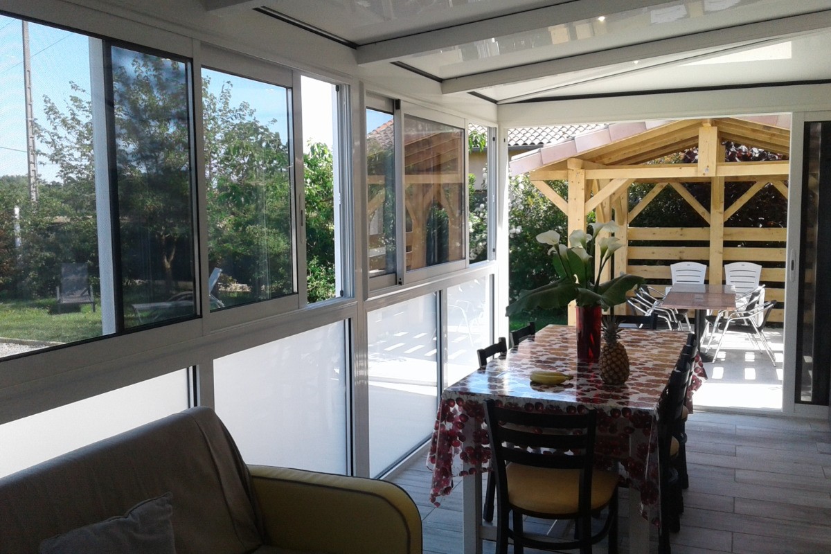 salle de 25 m2 et sa terrasse Gagnac