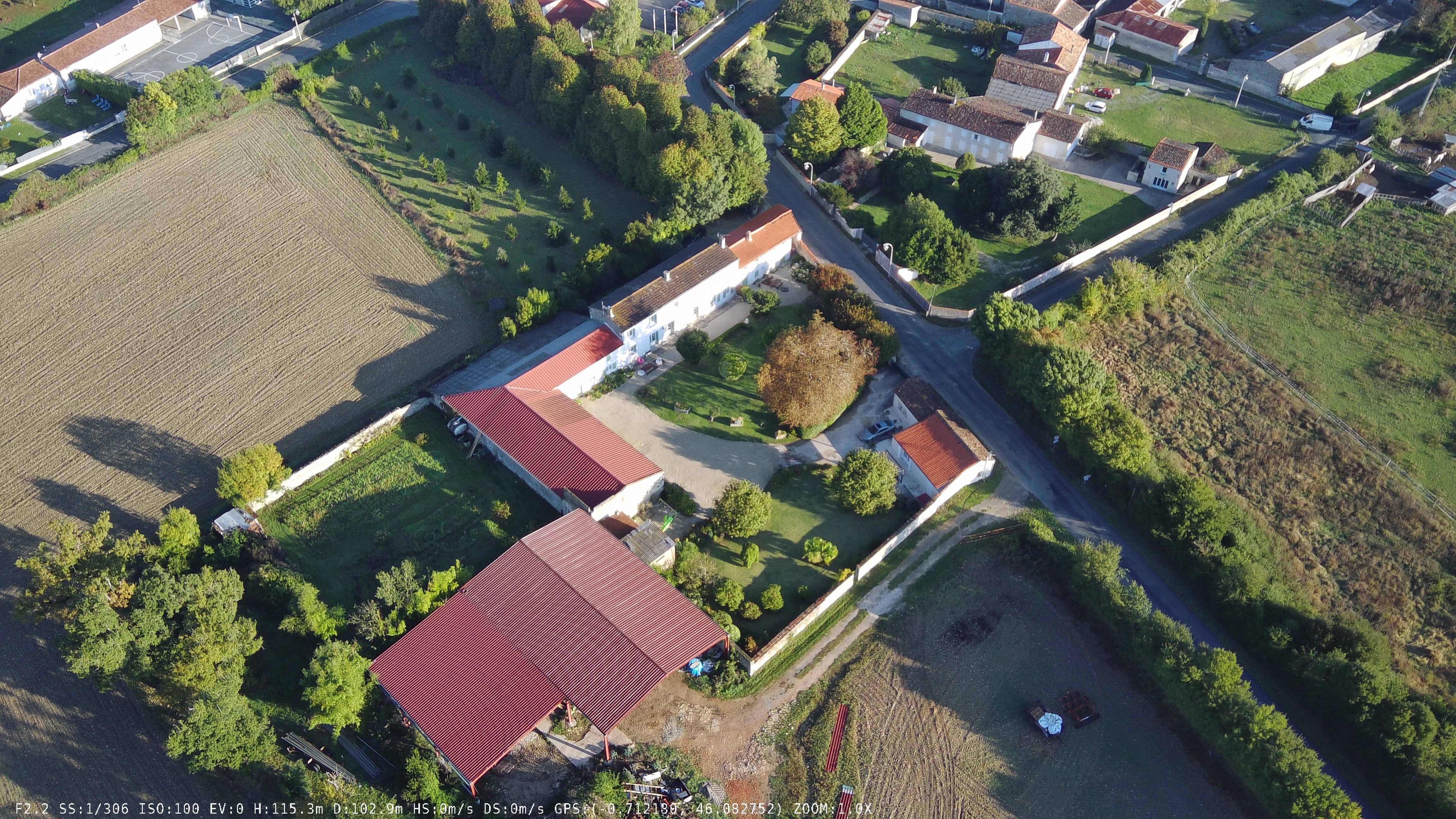 Propriété les gîtes Les Tilleuls et Les Chênes, à St Marc en Charente maritime