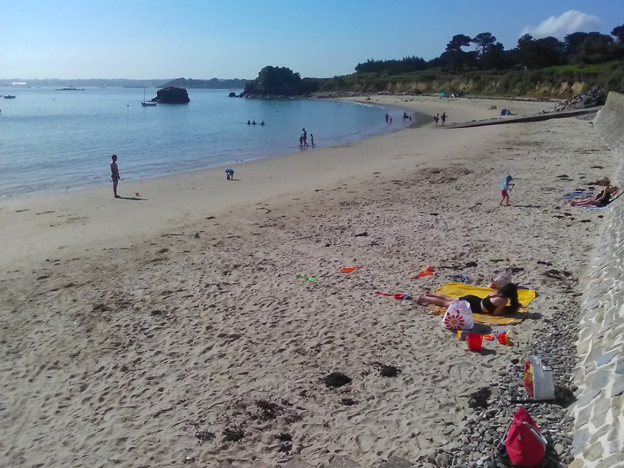 Superbe plage de Pors-Hir à 400mt du gîte par le GR