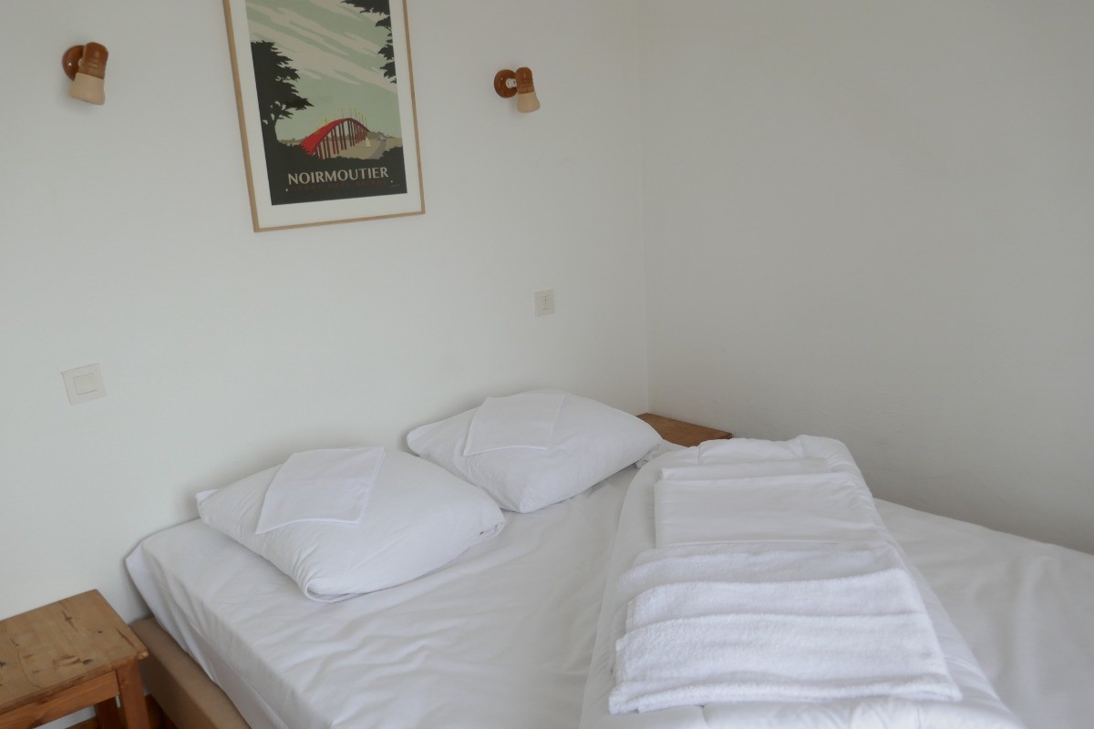 Chambre lit en 140 - RDC