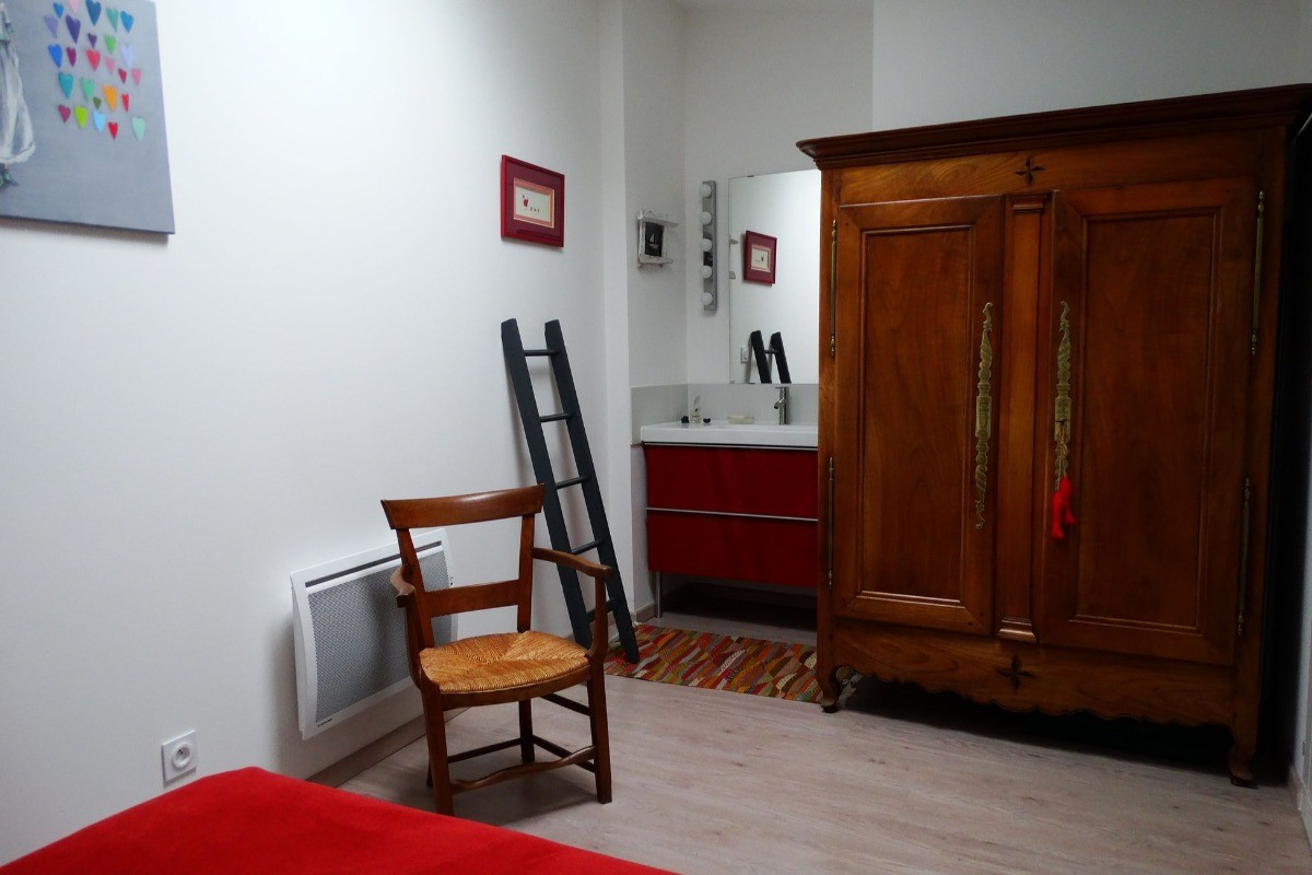 Chambre 2 avec un point d'eau