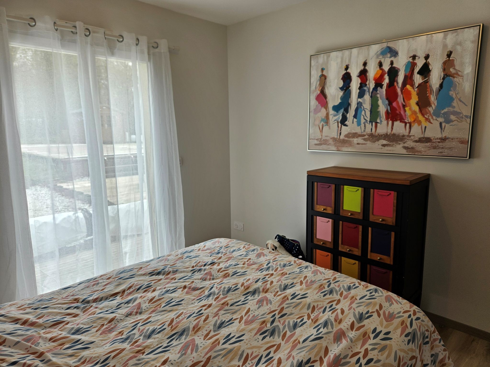 Chambre avec lit 140
