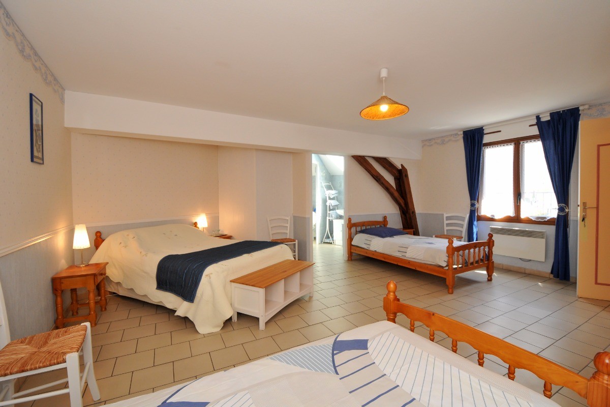 Chambre Marine : spacieuse et lumineuse