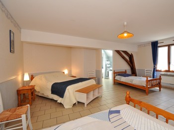 Chambre Marine : spacieuse et lumineuse