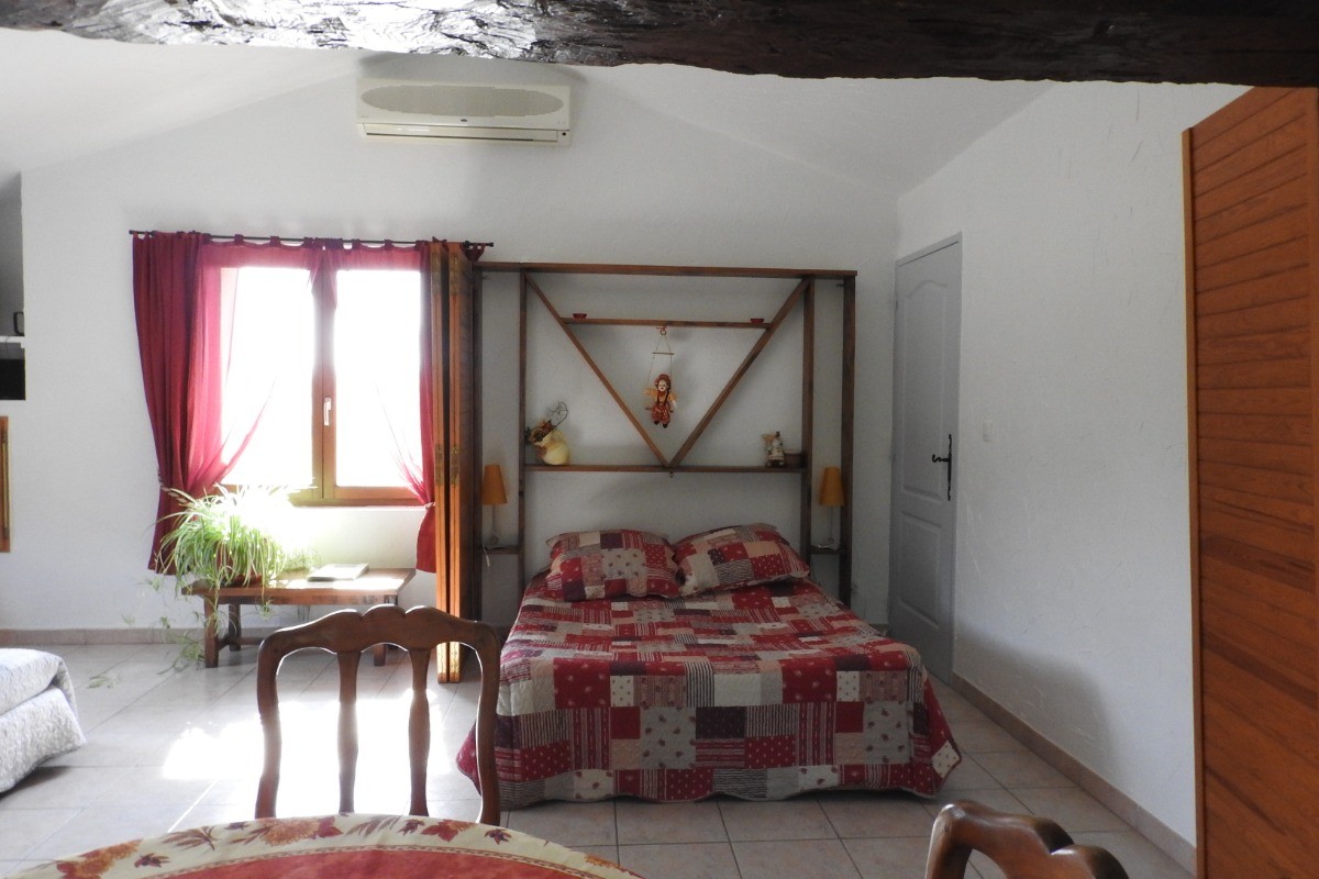 Gîte RUBIS Clévacances Bz lit