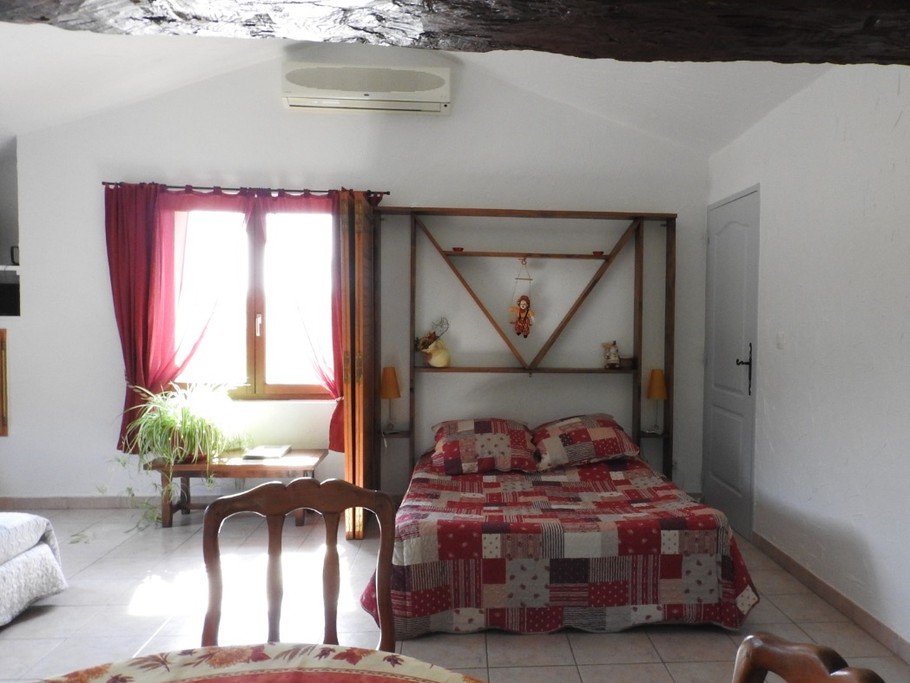 Gîte RUBIS Clévacances Bz lit