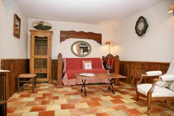 Gîte La Grimaudière avec piscine chauffée 2500m2 de terrain entre Lyon et Grenoble