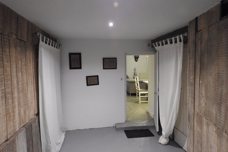 Couloir Maison/Jardin (piscine)