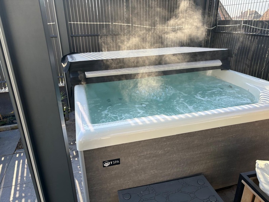 Spa : espace privatif avec supplément tarifaire obligatoire