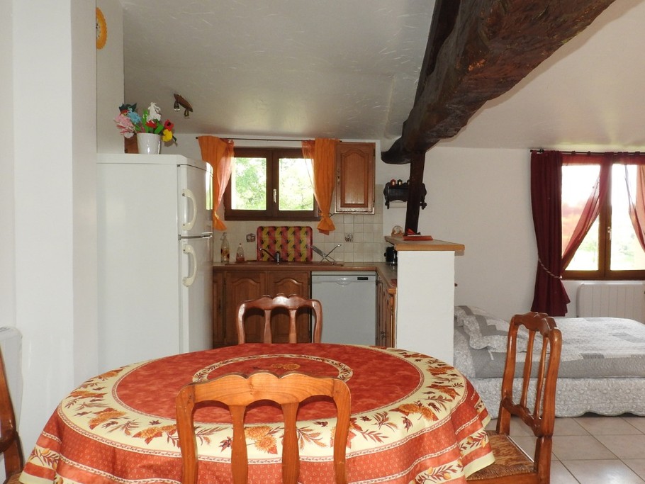 Gîte RUBIS coin repas