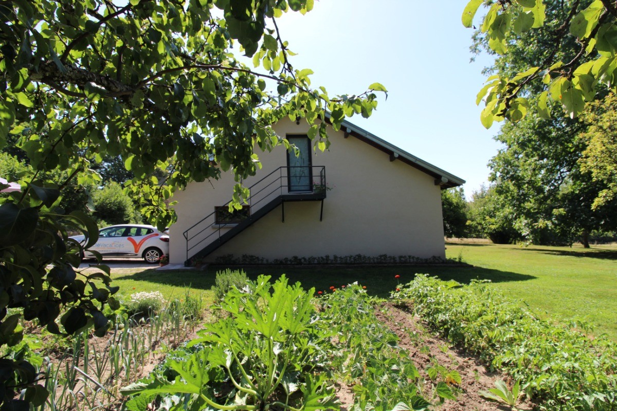 Gite la Clé du Champ et son entrée