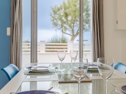 salle à manger vue mer