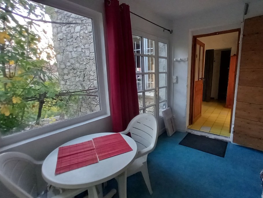 Entrée du gîte, Les Marronniers, Reillanne