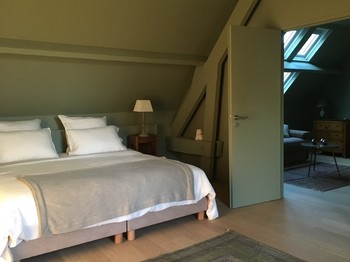 Suite Mélisse - chambre et salon