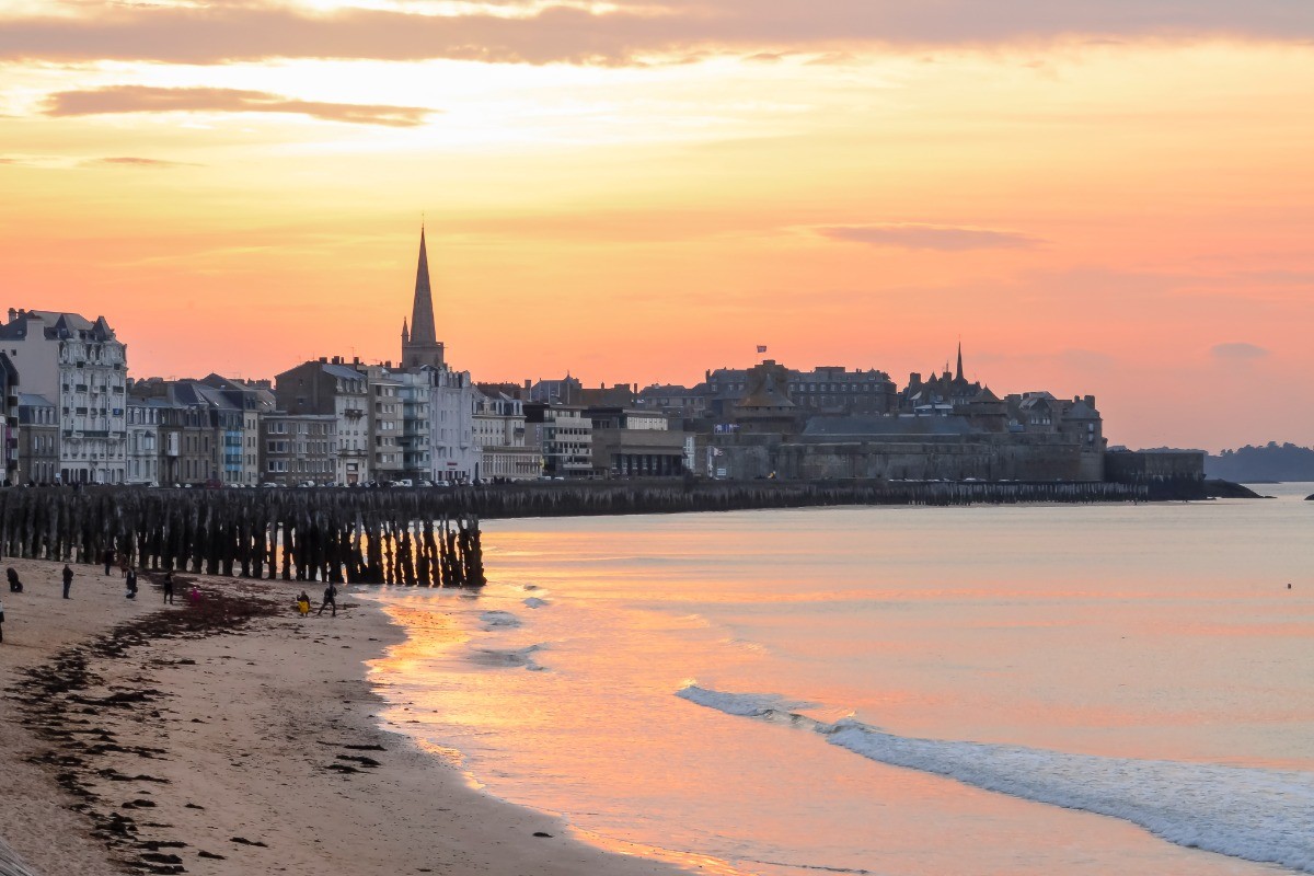 Coucher de soleil à Saint-Malo depuis la plage du Sillon (A deux pas de l'appartement)
Crédits photo : CRTB PIRIOU-Jacqueline