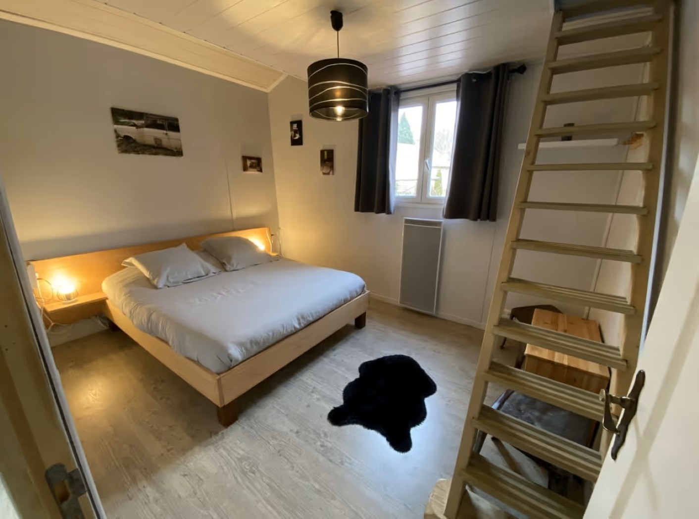 Gîte Ruine, esprit atypique, avec piscine et jacuzzi