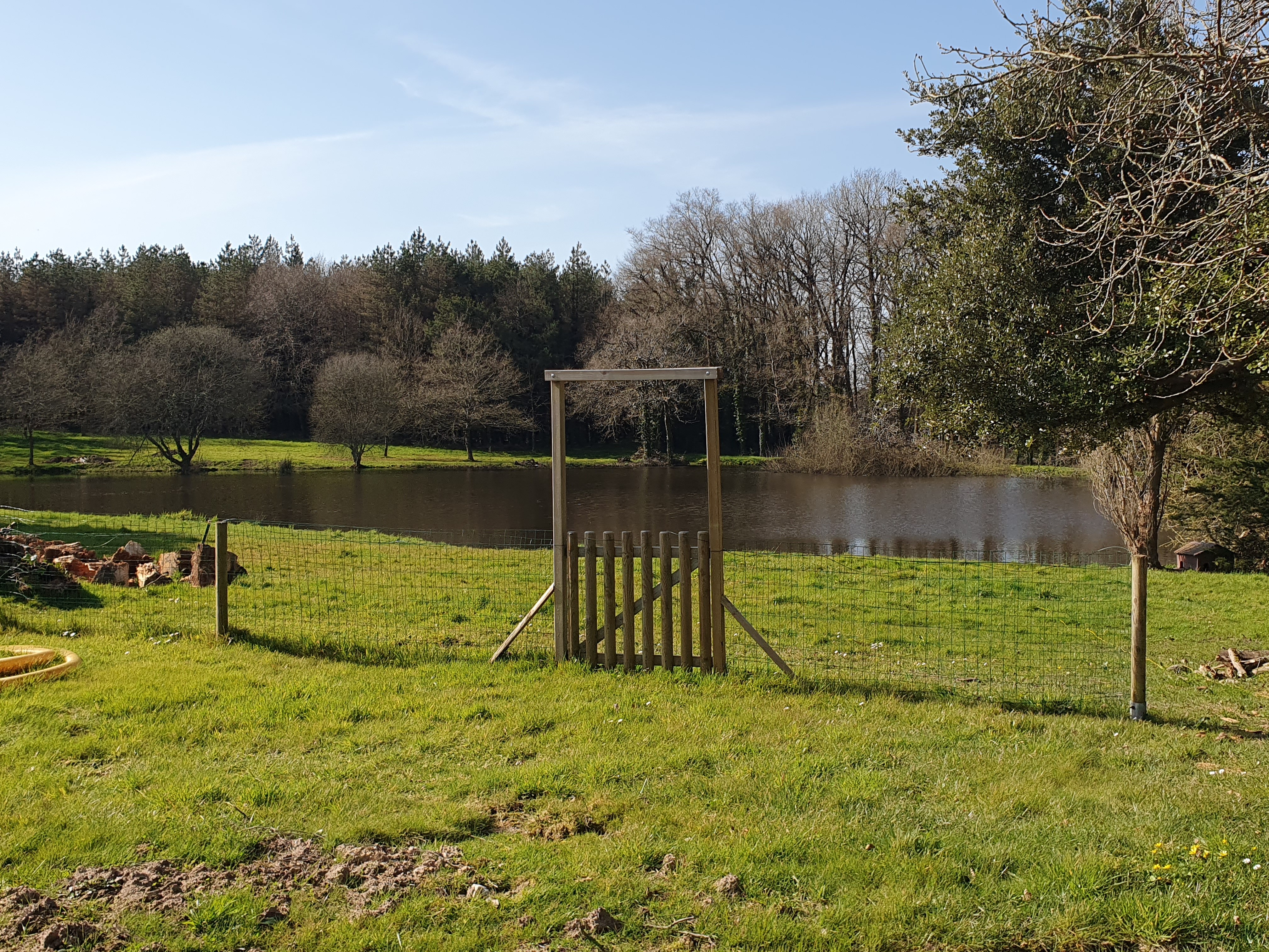 Accès étang