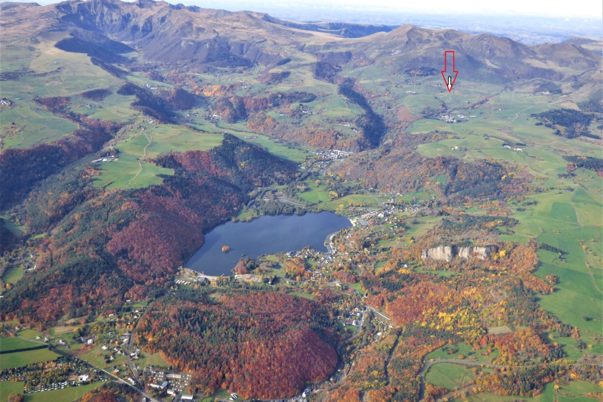 le Balcon des Puys vu d'en haut