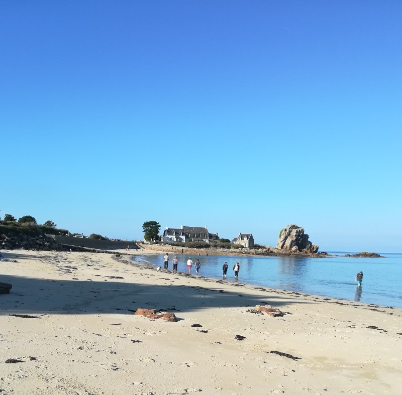 La plage la plus proche : Pors scarff