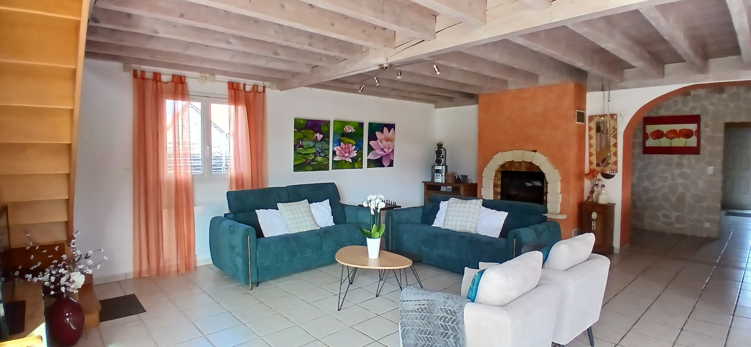 Gîte "Aupredubois", Saint Ours les Roches, Puy de Dôme, Salon