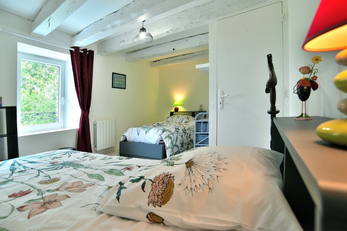 Chambre "Fleurs des Champs" pour 2 personnes (2 lits 90x190 cm)